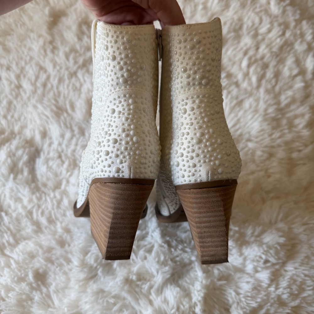 Very G Kady Pearl Rhinestone Ankle Boot Booties Size 8 - Picture 8 of 10